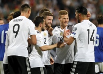 Una joven Alemania arrasa con San Marino y continúa su paso sólido a Rusia