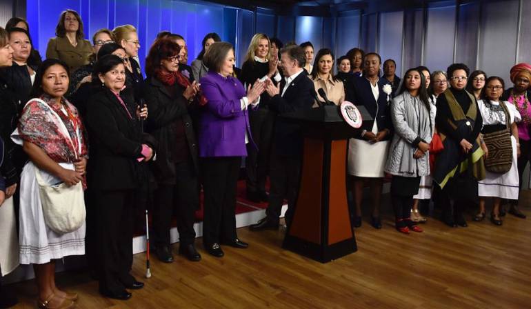 En el Día de la Mujer del 2017, el presidente Santos destacó el compromiso que tiene con la igualdad.
