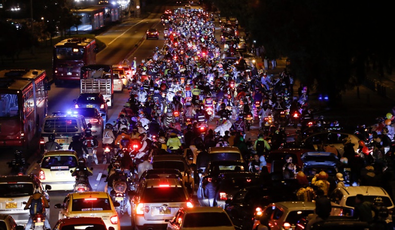 Horas nocturnas se pagarían desde las 9 de la noche