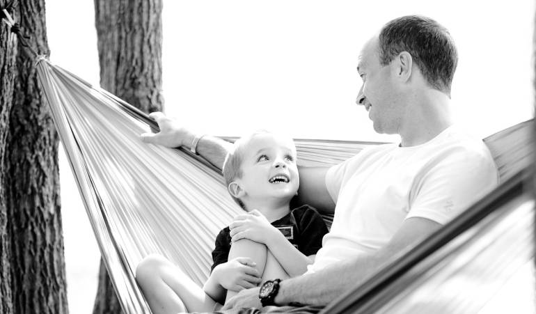 Día del Padre,: ¿Por qué gastan menos para el Día del Padre que para el Día de la Madre?