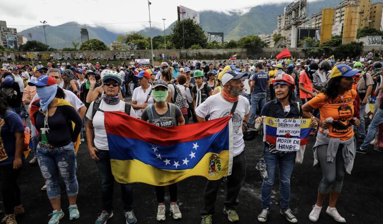 Ataques contra periodistas en Venezuela durante tiempo de protestas: Periodistas venezolanos reportan 376 agresiones en su contra durante las protestas