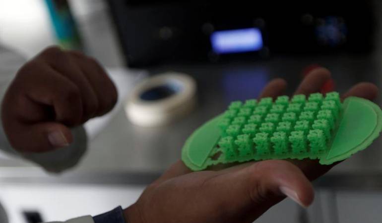 Estudiantes mexicanos crean material para regenerar huesos por impresión 3D