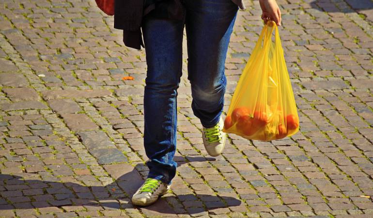 Impuesto uso bolsa plástica: ¿Cómo funcionarán los impuestos a las bolsas?