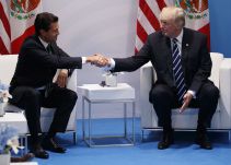 Ustedes van a pagar por el muro: Trump a presidente de México