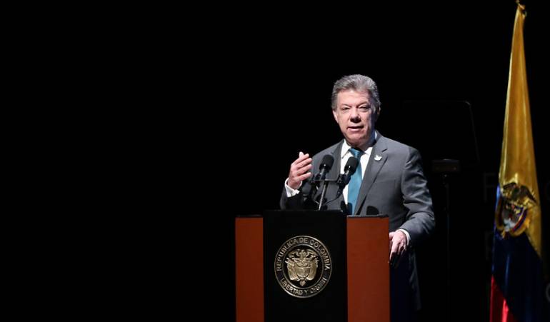 Incidente aéreo avión presidencial: Incidente aéreo no puso en riesgo la seguridad del presidente Santos ni de los pasajeros