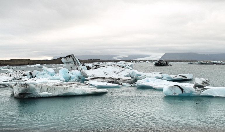 Ejemplo de Iceberg Ejemplo de Iceberg