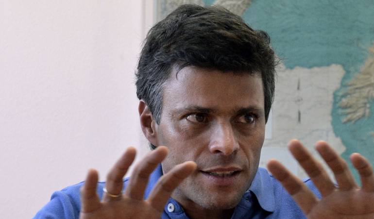 Zapatero visita a López en Venezuela: Zapatero visita a Leopoldo López en su residencia tras salida de prisión