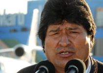 Evo Morales tilda de "golpista" legitimar la consulta opositora en Venezuela