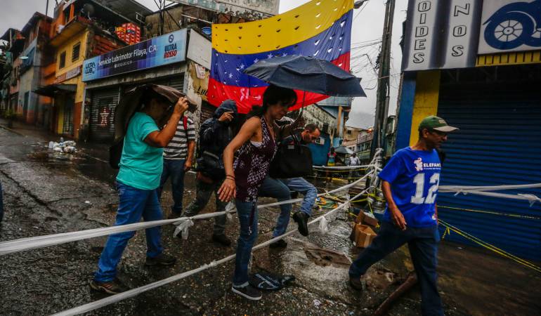 Dos personas murieron durante el paro cívico de la oposición en Venezuela