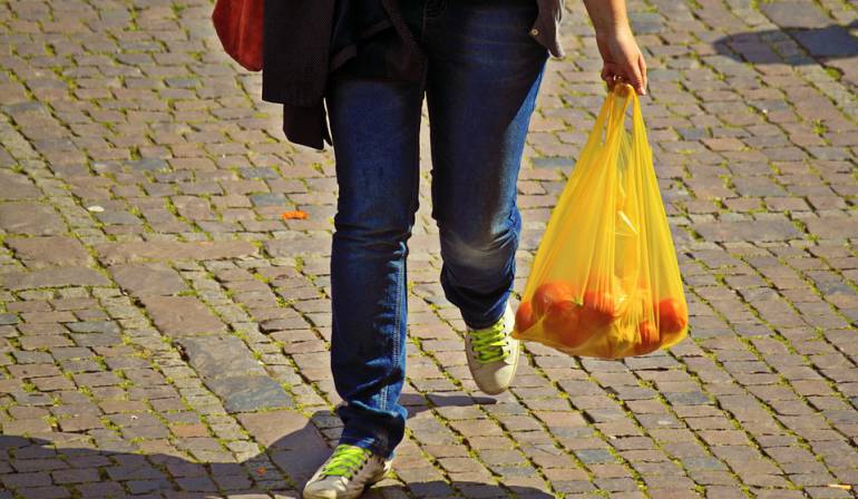 Impuesto bolsas plásticas: Dian inicia verificación del cobro del impuesto a las bolsas pláticas