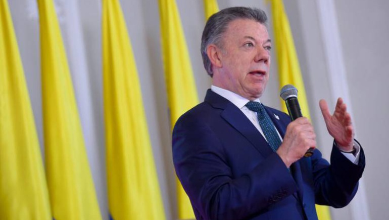 Juan Carlos Pinzón renunció al Partido de la 'U — COLOMBIA