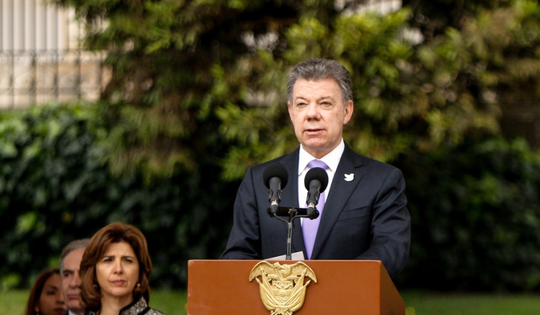 Paz con las Farc: Hoy se termina formalmente el cese al fuego con las Farc: Santos