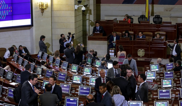 Nuevo gabinete Santos: No hay cambios de fondo en el gabinete: partidos políticos