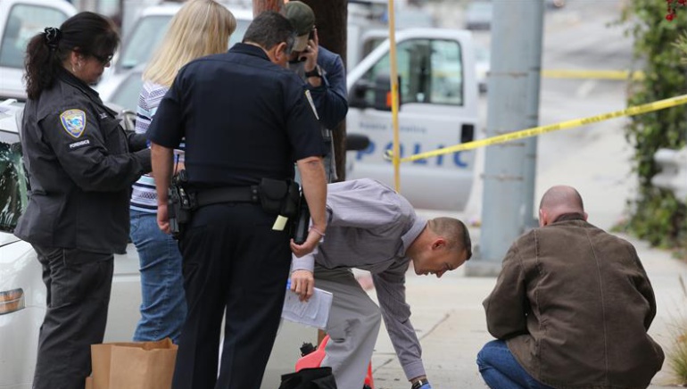 SUICIDIO: Un hombre abre fuego contra el consulado de China en Los Ángeles y se suicida