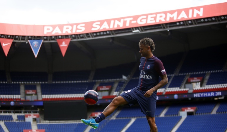 Neymar-PSG: Neymar no podrá debutar con el PSG por Liga de Francia