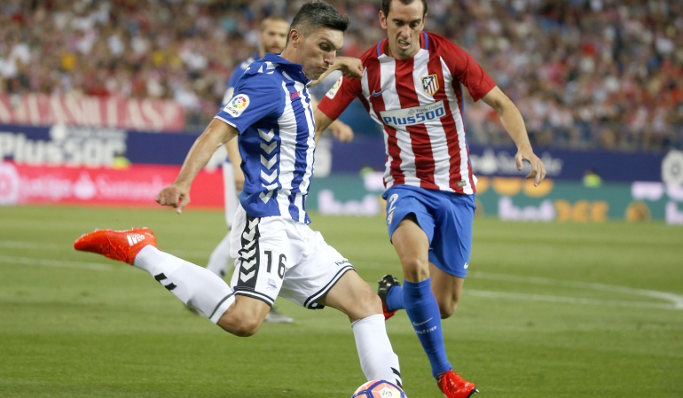 Gustavo Alfaro Daniel Torres Alavés Huracán: Tengo media palabra del Alavés por Daniel Torres: Gustavo Alfaro