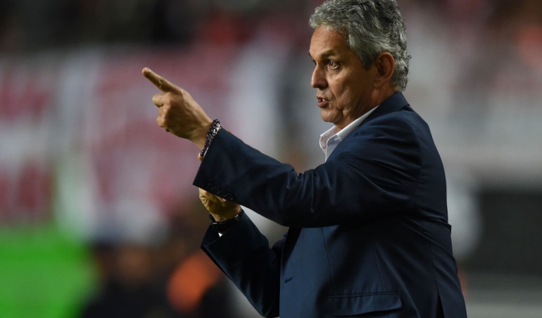 Reinaldo Rueda llegó a Brasil para ser nuevo técnico del Flamengo
