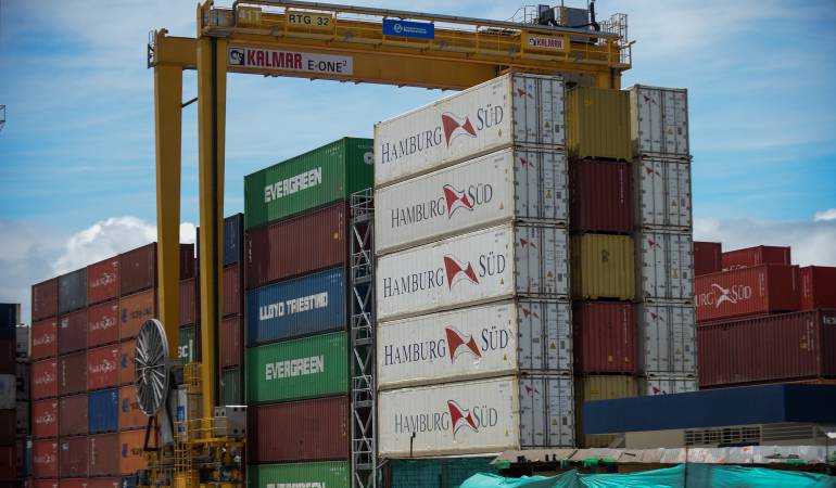 importaciones: En junio de 2017 las importaciones presentaron una variación anual de 2,5%