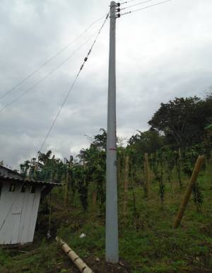 Colombia se beneficia con la instalación de postes de fibra de vidrio Colombia se beneficia con la instalación de postes de fibra de vidrio