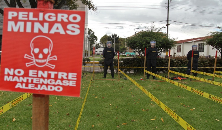 Santos declaró 166 municipios libres de sospecha de minas en Colombia