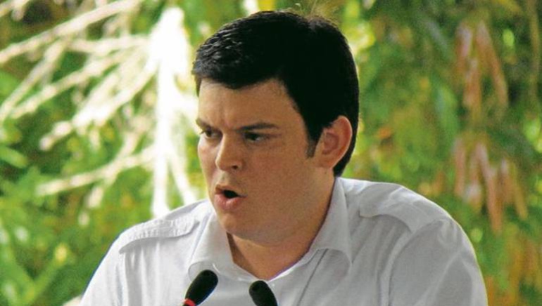 Lyons será interrogado en los Estados Unidos: Lyons será sometido a interrogatorio en Estados Unidos