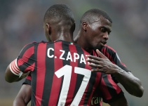 Con Cristian Zapata, Milan accede a la fase de grupos de la Europa League