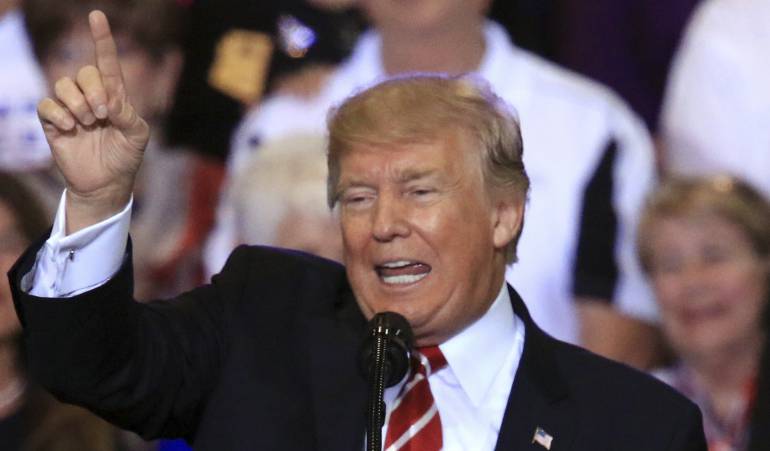 Donald Trump firmó orden ejecutiva que impone nuevas sanciones económicas a Venezuela