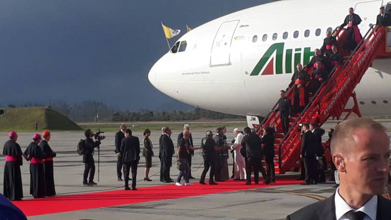 En vivo visita del Papa Francisco a Colombia: Colombia recibe al Papa Francisco