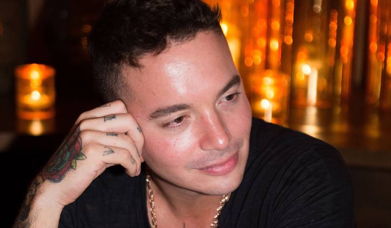 J Balvin es operado de emergencia J Balvin es operado de emergencia