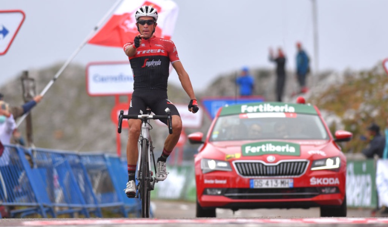 Alberto Contador mejor despedida: No puede haber una despedida mejor: Contador entre lágrimas