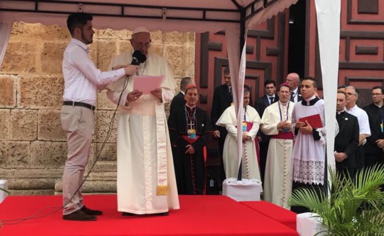 El papa Francisco clamó por una solución a la crisis que se registra en Venezuela