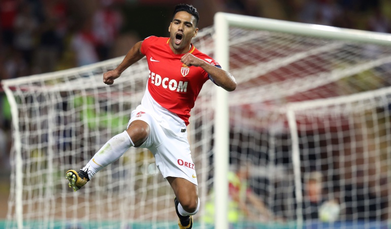 Falcao Garcia: Falcao García, entre los nominados a mejor jugador de agosto en Francia