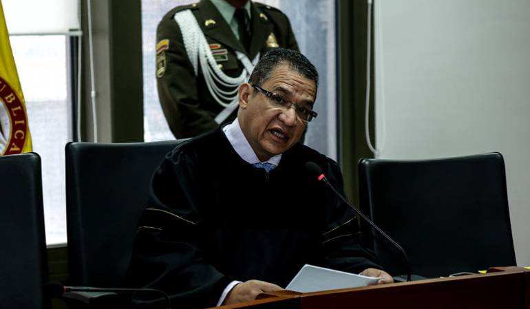 Corte Suprema evalúa permanecía de magistrado Malo por corrupción