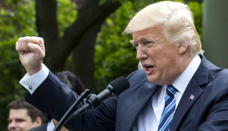En la cuerda floja el acuerdo nuclear de las potencias con Iran: Trump dice que revelará "muy pronto" su plan sobre el pacto nuclear con Irán