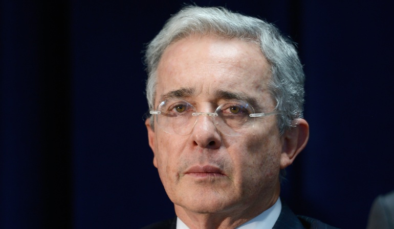 Reforma a la justicia: Álvaro Uribe criticó propuesta de reforma a la justicia a través de referendo