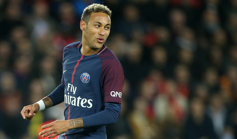 Neymar: A Neymar lo tratan como presidente en su mansión de París