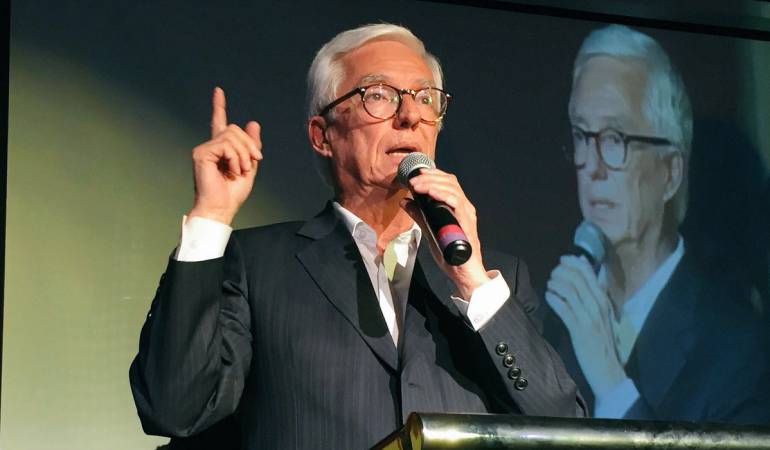 Jorge Enrique Robledo lanzó su candidatura presidencial