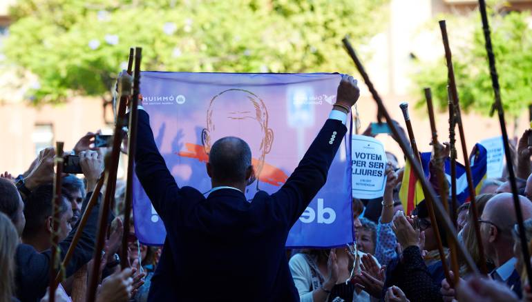 ESPAÑA CATALUÑA: La Guardia Civil bloquea más de 140 webs de apoyo al referéndum ilegal catalán