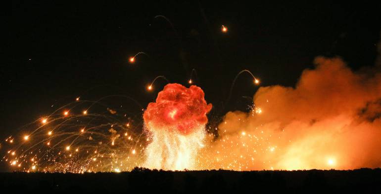 Explosión en depósito militar en Ucrania