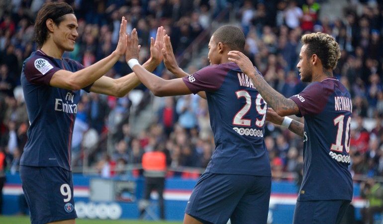Neymar, Mbappe y Cavani lideran otra goleada más del PSG