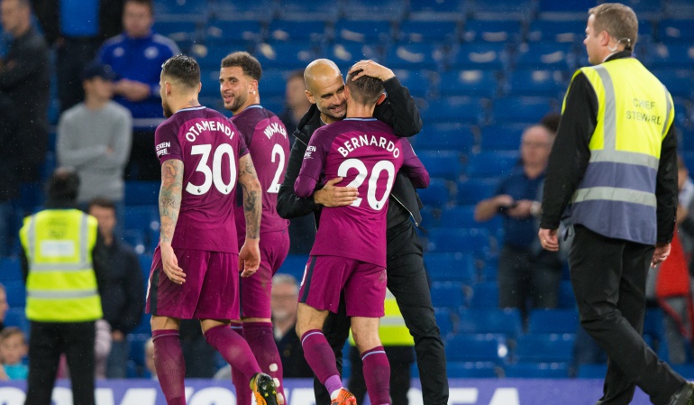 Manchester City venció al Chelsea y se consolidó en el liderato de la Premier