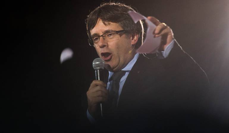 Cataluña Carles Puigdemont: Autoridades de Cataluña piden mediación internacional