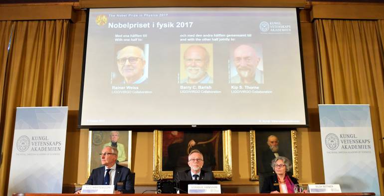 NOBEL FÍSICA: Nobel de Física para tres estudiosos de las ondas gravitacionales