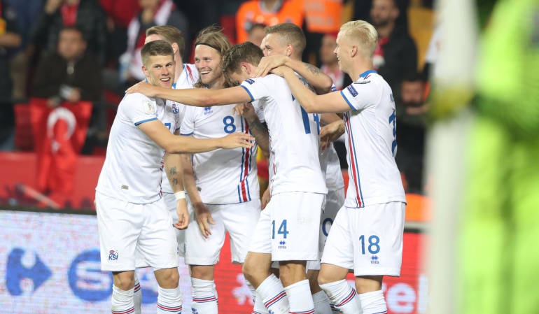 España Islandia Serbia Rusia 2018: España, al Mundial; Islandia y Serbia, a un paso