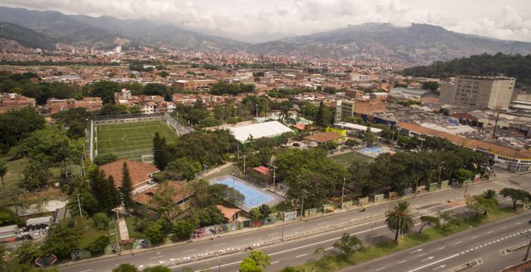 Visite este centro deportivo en Medellín y salga de la rutina