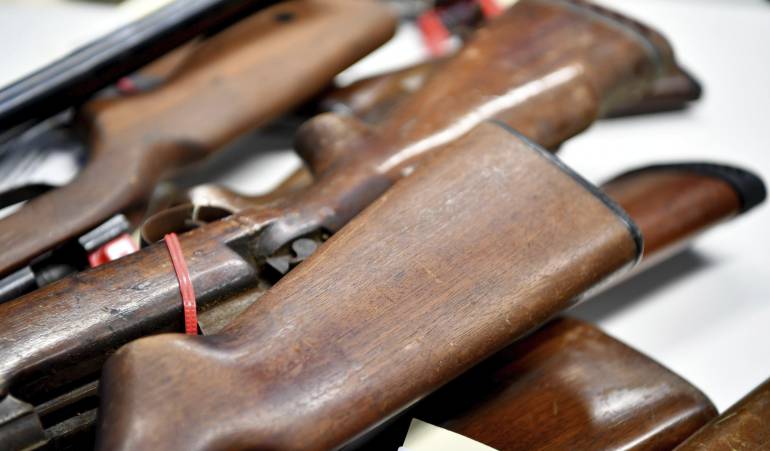 Feria de armas en EEUU genera polémica: A menos de una semana de la masacre en Las Vegas, se estrena nueva versión de la Feria de Armas