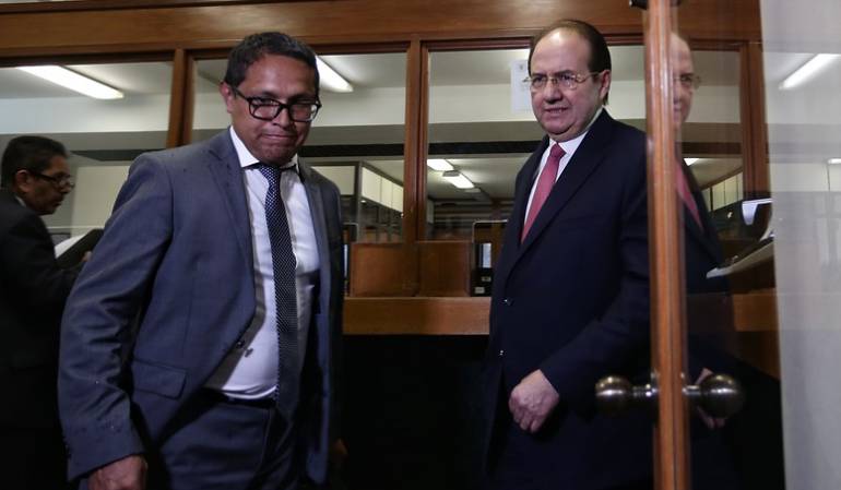El ex magistrado Leonidas Bustos declara en la Corte Suprema.