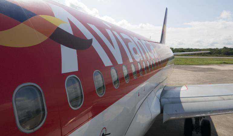 Avianca advierte con procesos disciplinarios a los pilotos que no se presenten Avianca advierte con procesos disciplinarios a los pilotos que no se presenten
