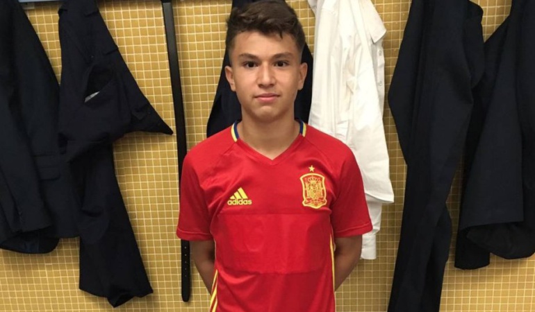 Juan David Fuentes Selección Colombia España: Juan David Fuentes, el goleador de 14 años que se disputan España y Colombia
