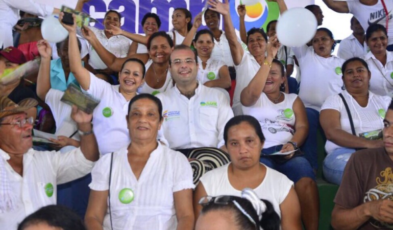 El 52% de los beneficiarios de acceso a tierra en Colombia son mujeres